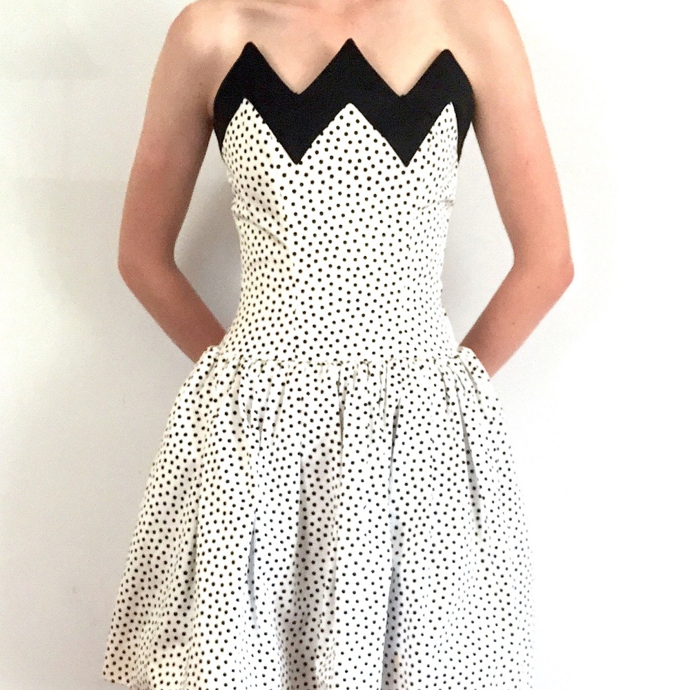 Chic Vintage Lanvin Cocktail Dress With Zig Zag Neckline & Polka Dots, IT 36